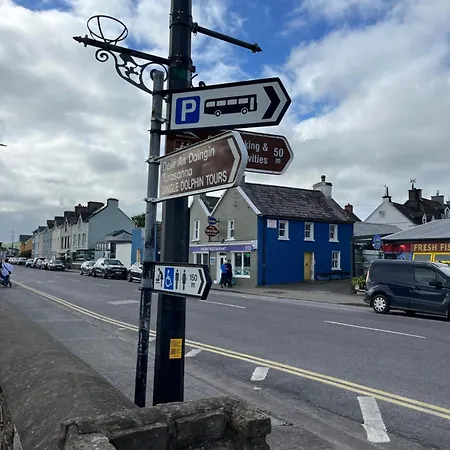 2 Cois Chnoic - * Dingle