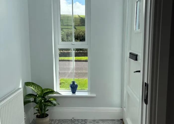 2 Cois Chnoic - Dingle